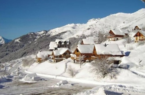 Saint-Francois-Longchamp Apartment | Chalet Laurentians