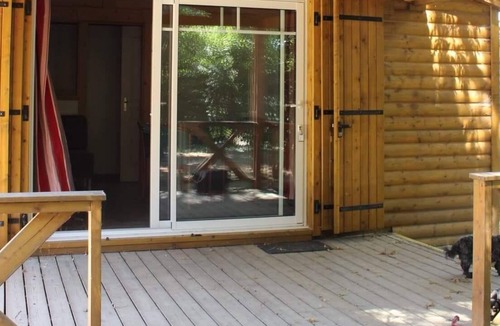 Vouneuil-sur-Vienne Ski Chalet | Chalet