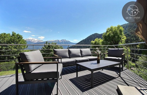 Ovronnaz Ski Chalet | Chalet Gabriel OVRONNAZ, elegance of wood