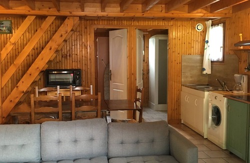 Auquainville Ski Chalet | chalet-gîte 8 pers. Normandy Heated swimming pool from mid-May to September