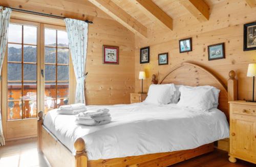 Val d'Illiez Ski Chalet | Chalet Godfrey by Interhome