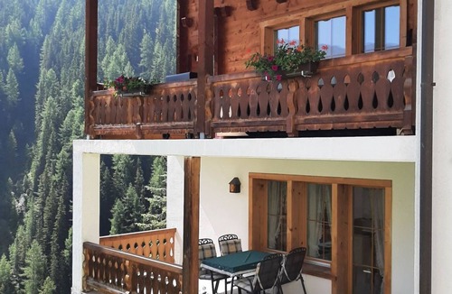 Ravaisch Apartment | Chalet Guardaval, (Samnaun-Compatsch). by Interhome