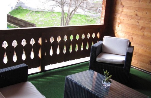Ravaisch Apartment | Chalet Guardaval, (Samnaun-Compatsch). by Interhome
