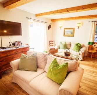 La Punt-Chamues-ch Ski Chalet | Chalet Gulas - La Punt-Chamues-ch