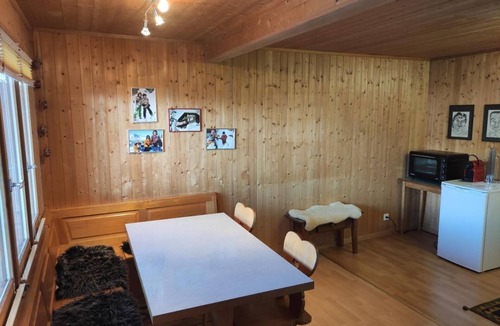 Emmetten Apartment | Chalet Hörler direkt im Ski- und Wandergebiet by Interhome