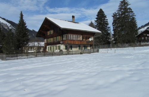 Lenk Ski Chalet | Chalet Halten