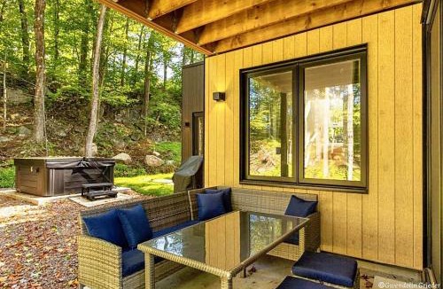 Pine Hill Ski Chalet | Chalet Harmonia, Havre de paix