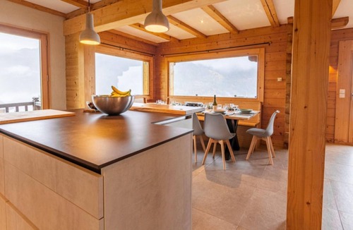 Hauteluce Ski Chalet | Chalet 'Haut 6' with Mont Blanc View, Private Terrace, and Wi-Fi