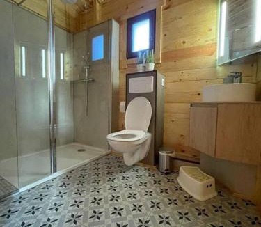 Fromelennes Ski Chalet | Chalet Hermillon des Ardennes