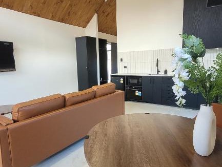 Sampson Flat House | Chalet Hills