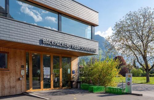 Central Interlaken Hostel | Chalet Hostel @ Backpackers Villa Interlaken