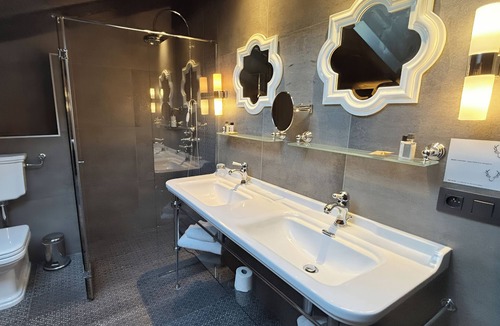 Les Praz-de-Chamonix Hotel | Chalet Hotel le Castel