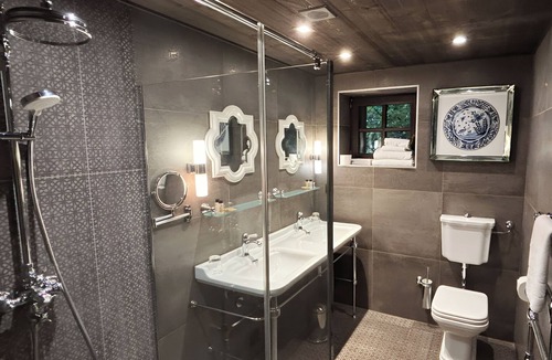 Les Praz-de-Chamonix Hotel | Chalet Hotel le Castel