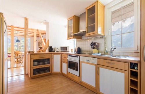 Wengen Apartment | Chalet Hunnenfluh - dream views, Alpine setting