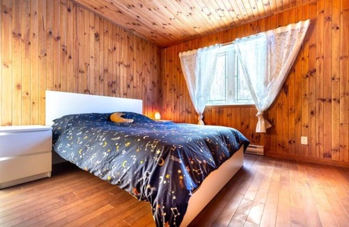 Val-Racine House | Chalet in a dark sky reserve