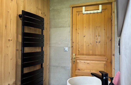 Jeanmenil Ski Chalet | Chalet in a green setting with private spa