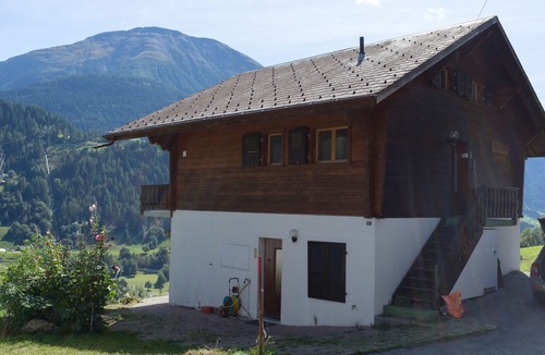 Fiesch Ski Chalet | Chalet in a sunny location with great views of the mountains