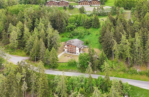 Les Mayens-de-Sion Ski Chalet | Chalet in Les Agettes with garden