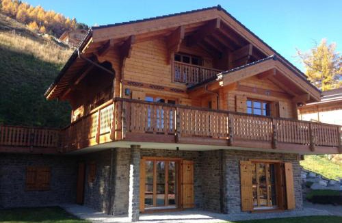 Agettes Ski Chalet | Chalet in Les Masses with ski storage
