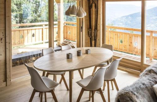 Agettes Ski Chalet | Chalet in Les Masses with garden
