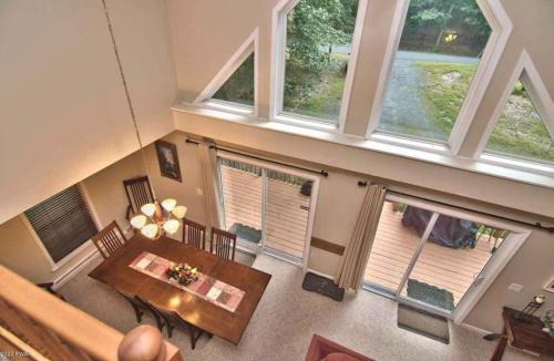 Lackawaxen Ski Chalet | Chalet in Masthope Community