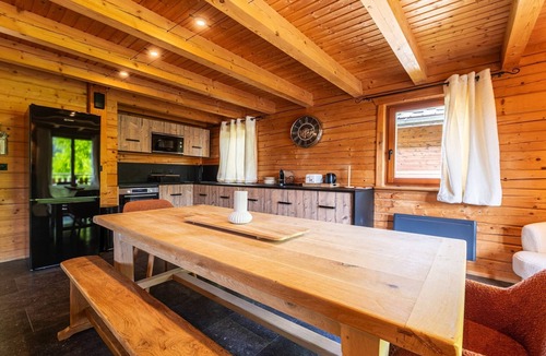 Morillon Apartment | Chalet in Morillon with Sauna & Mountain Views