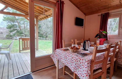 Usson-en-Forez Cottage | Chalet in nature, pets welcome - 6 guests