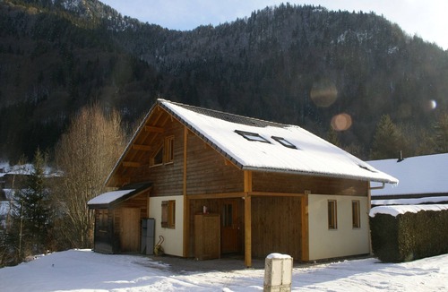 Saint-Jean-dʼAulps Ski Chalet | Chalet in Saint-Jean near Ski Lift