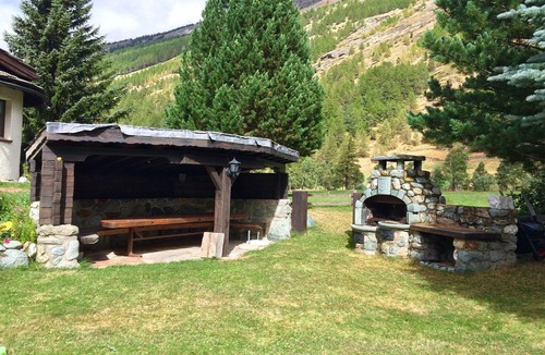 Saas Grund Apartment | Chalet in Saas Fee near Ski Slopes