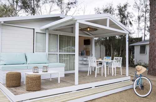 Tamarit House | Chalet in Spain with Covered Veranda