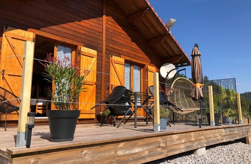 Bois-de-Champ Ski Chalet | Chalet in the peace of nature