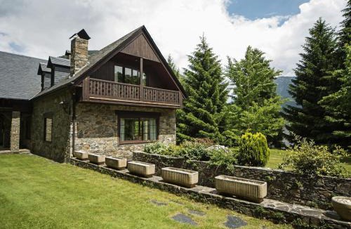 Vielha House | Chalet in Vielha near Baqueira Ski Resort