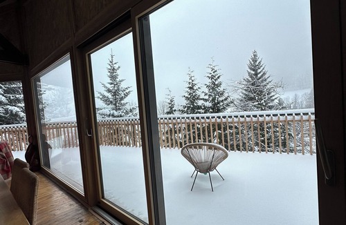 Engins Ski Chalet | Chalet independent, high quality amenities, authentic charm