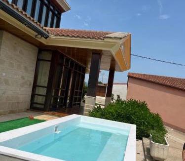 Gimileo Villa | Chalet Individual con bodega, en el corazón de La Rioja