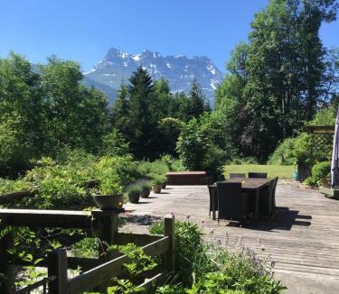 Troistorrents Bed & Breakfast | Chalet Ingas