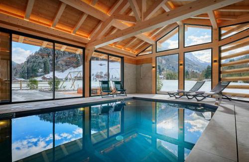 Thones Ski Chalet | Chalet Julena - OVO Network