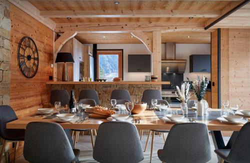Thones Ski Chalet | Chalet Julena - OVO Network