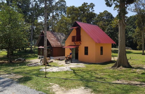 Kuala Kangsar House | Chalet Kampong Semawar