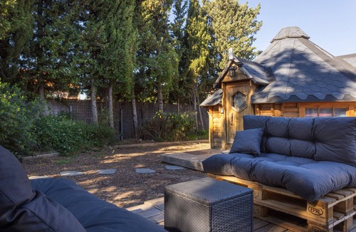 Saint-Andre Ski Chalet | Chalet "Kota Crème Catalane" with Mountain View, Wi-Fi, and Air Conditioning