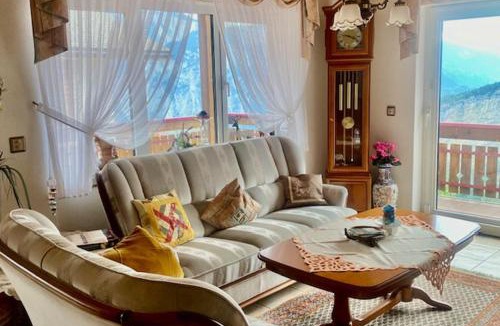 Albinen Apartment | Chalet Kristall 4 1/2 Zimmer-Maisonetten-Haus