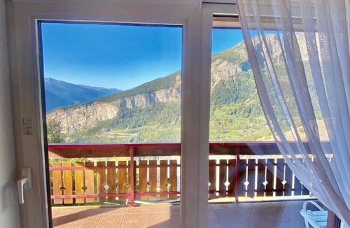 Albinen Ski Chalet | Chalet Kristall with breathtaking mountain views