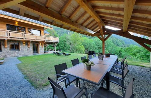Vaujany Ski Chalet | Chalet Léonie