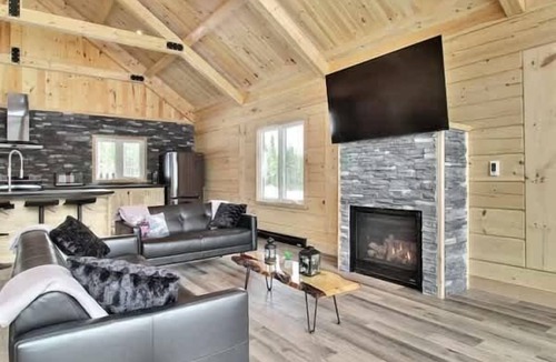 Saint-Philemon Ski Chalet | Chalet l'Amical Scandinave avec Spa