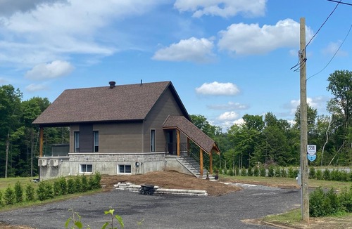 Mauricie Ski Chalet | Chalet L'Ancrage; anchoring yourself in nature!