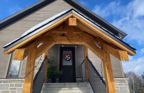 Mauricie Ski Chalet | Chalet L'Ancrage; anchoring yourself in nature!