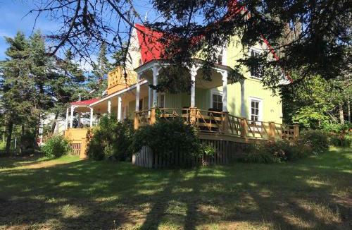 Riviere Du Loup Ski Chalet | Chalet L'Ancrage