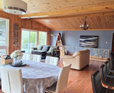 Val-des-Bois Ski Chalet | Chalet l'Apero