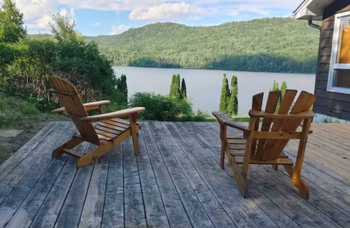 Val-des-Bois Ski Chalet | Chalet l'Apero - Family Friendly 5BR