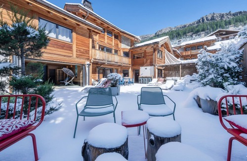 Monetier-les-Bains Ski Chalet | Chalet l'Orion