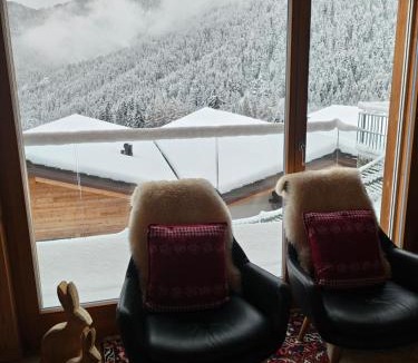 Ovronnaz Ski Chalet | Chalet l'O - Charm and Modernity